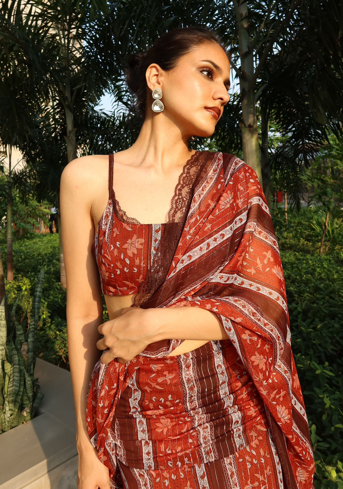 NARGIS SAREE (STRAP BLOUSE)